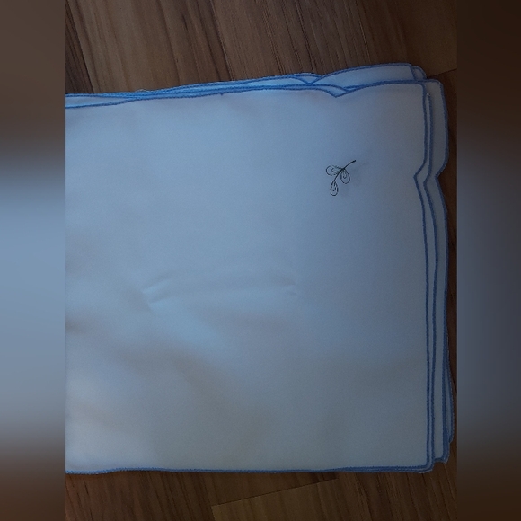 Bordado A Mao White Blue Floral Tablecloth 6 Napkins Cut Out Embroidery 48 Inch - Picture 8 of 10